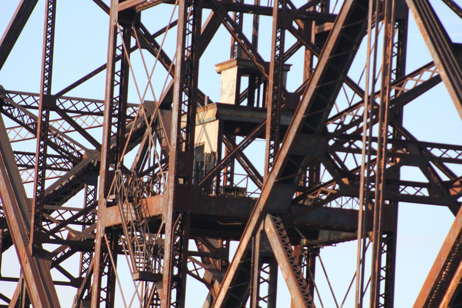 Machinery platform, Nebraska swing span (span #3)